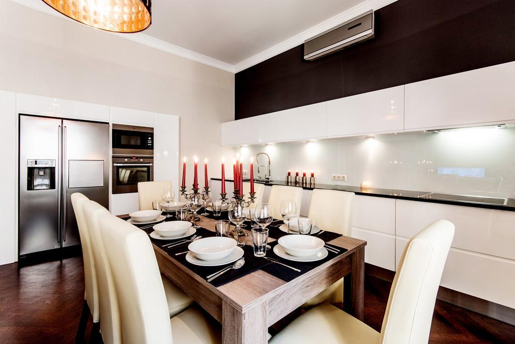 Central Capital Apartments 2 Βουδαπέστη Δωμάτιο φωτογραφία